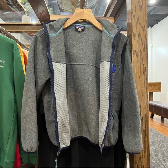 Patagonia Men's Lightweight Synchilla Snap-T Hoody - Picture 4 of 6